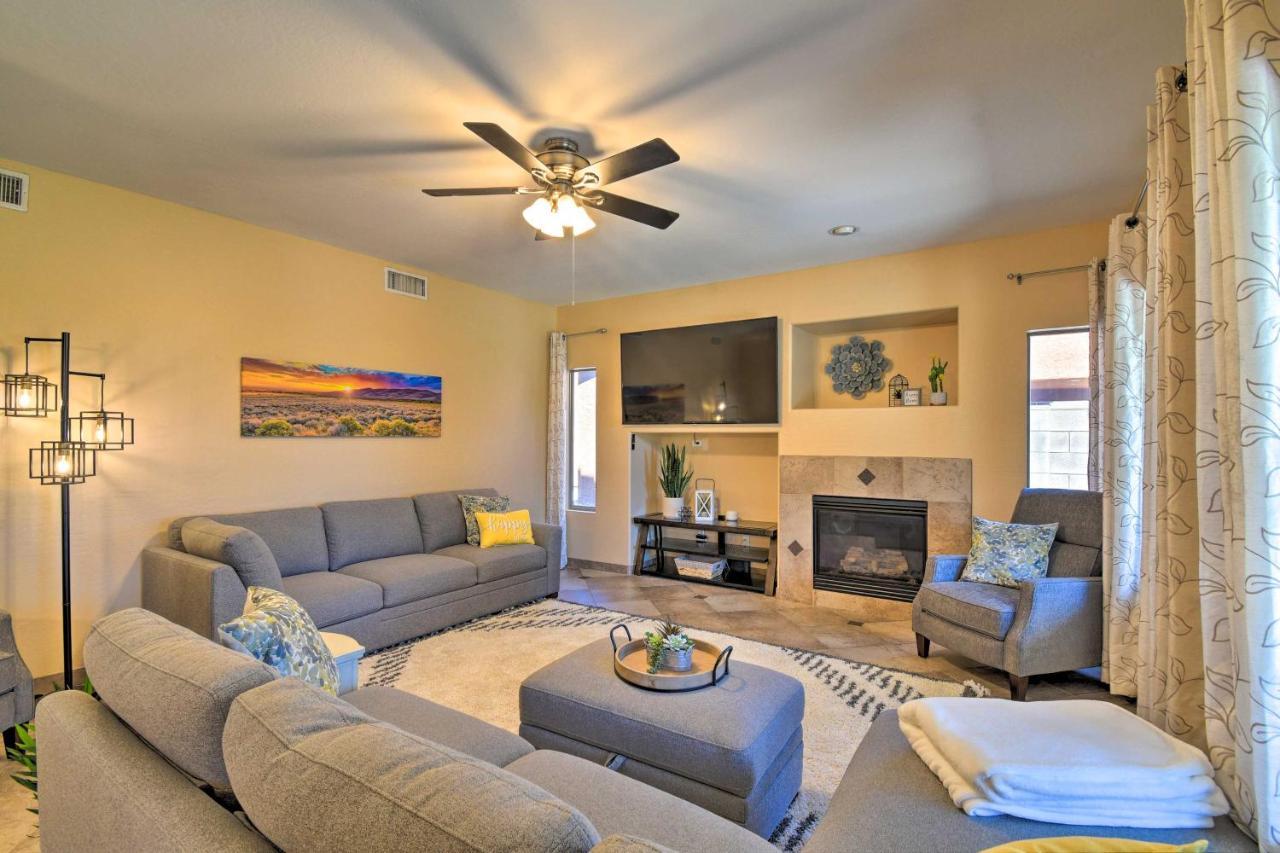 Walk To Surprise Stadium Villa With Covered Patio! Exterior photo