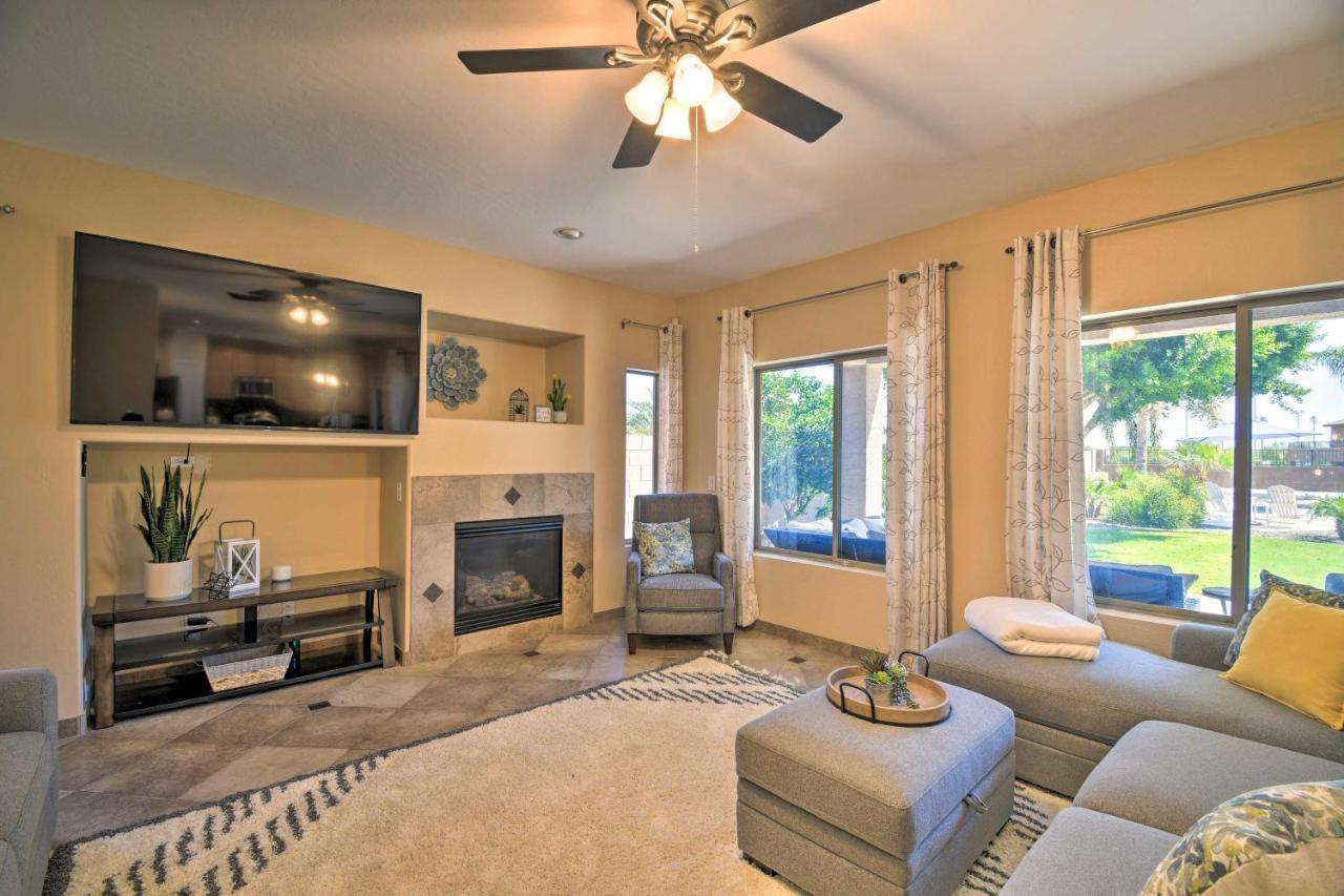 Walk To Surprise Stadium Villa With Covered Patio! Exterior photo