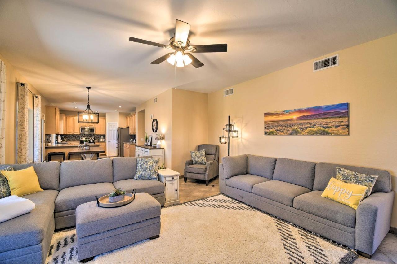 Walk To Surprise Stadium Villa With Covered Patio! Exterior photo