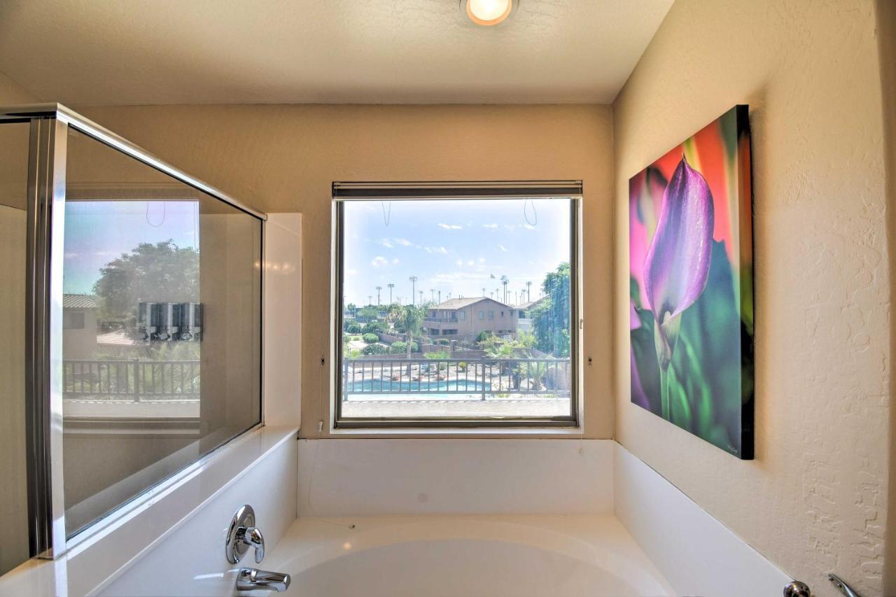 Walk To Surprise Stadium Villa With Covered Patio! Exterior photo