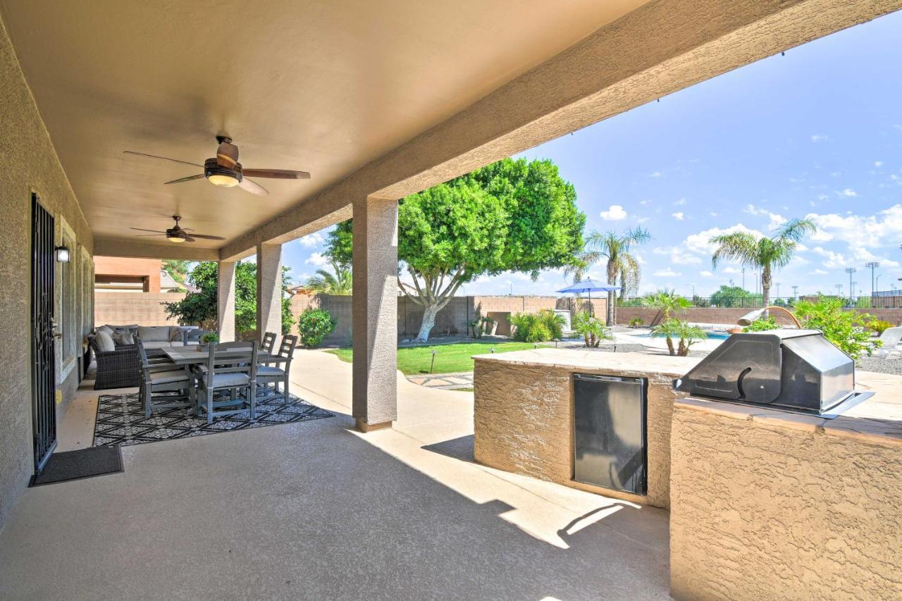 Walk To Surprise Stadium Villa With Covered Patio! Exterior photo