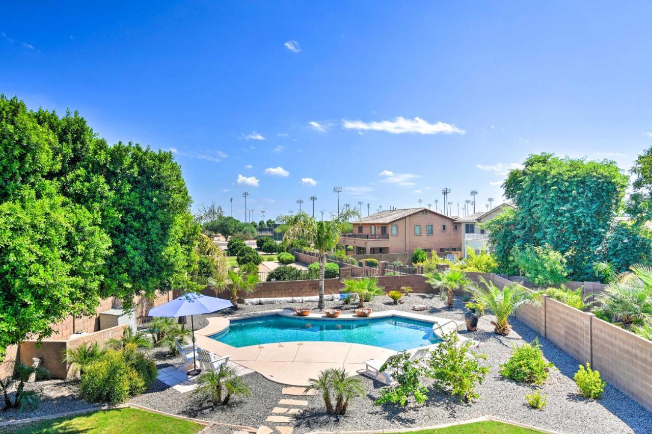 Walk To Surprise Stadium Villa With Covered Patio! Exterior photo